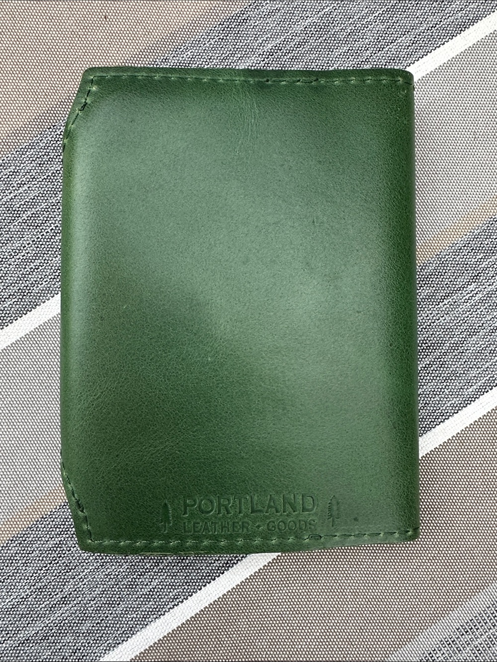 Portland Leather Green Leather Snap Notebook - Picture 3 of 5